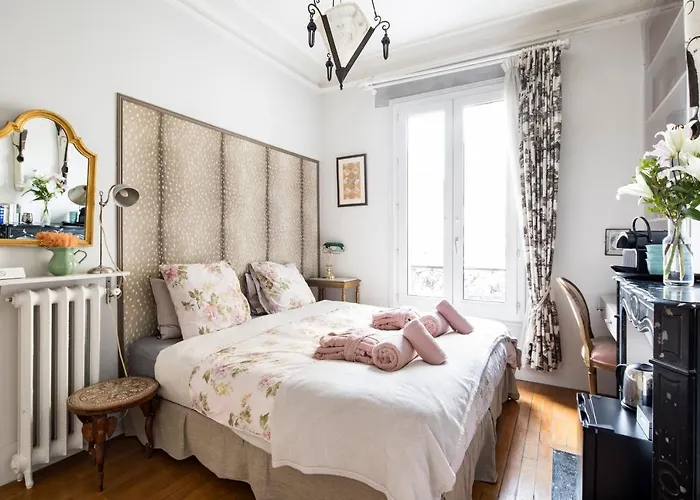 Maison Chanzy Couette-café 4*