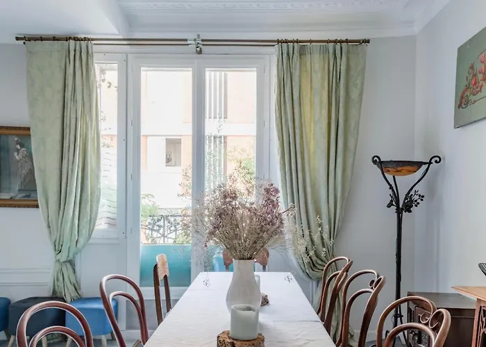 Maison Chanzy 4* Paris