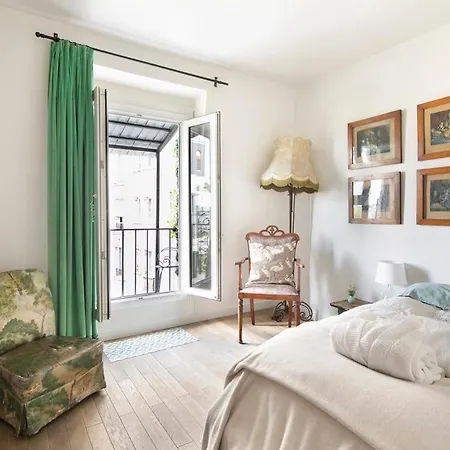 Maison Chanzy Bed & Breakfast 4*