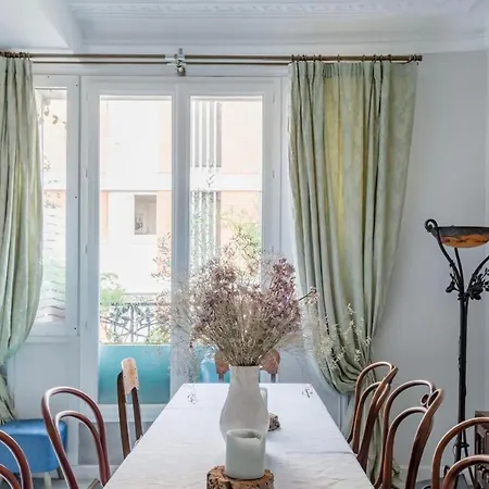 Maison Chanzy 4* Parigi