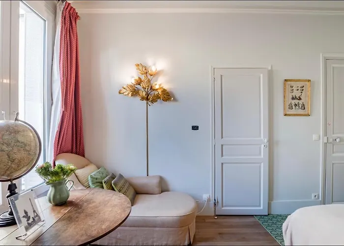 Maison Chanzy Bed and breakfast 4*